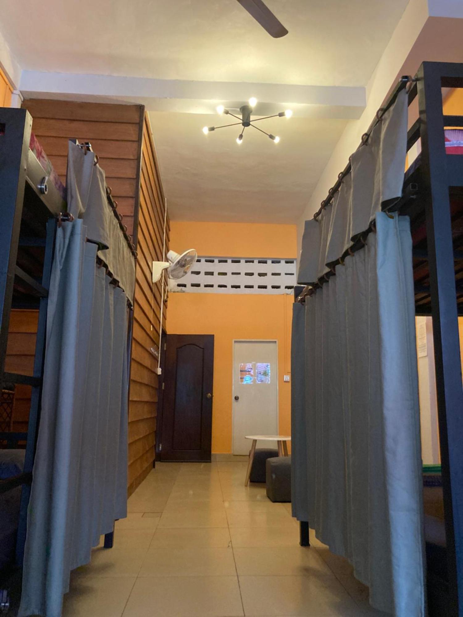 Ganesha Hostel พระตะบอง ภายนอก รูปภาพ