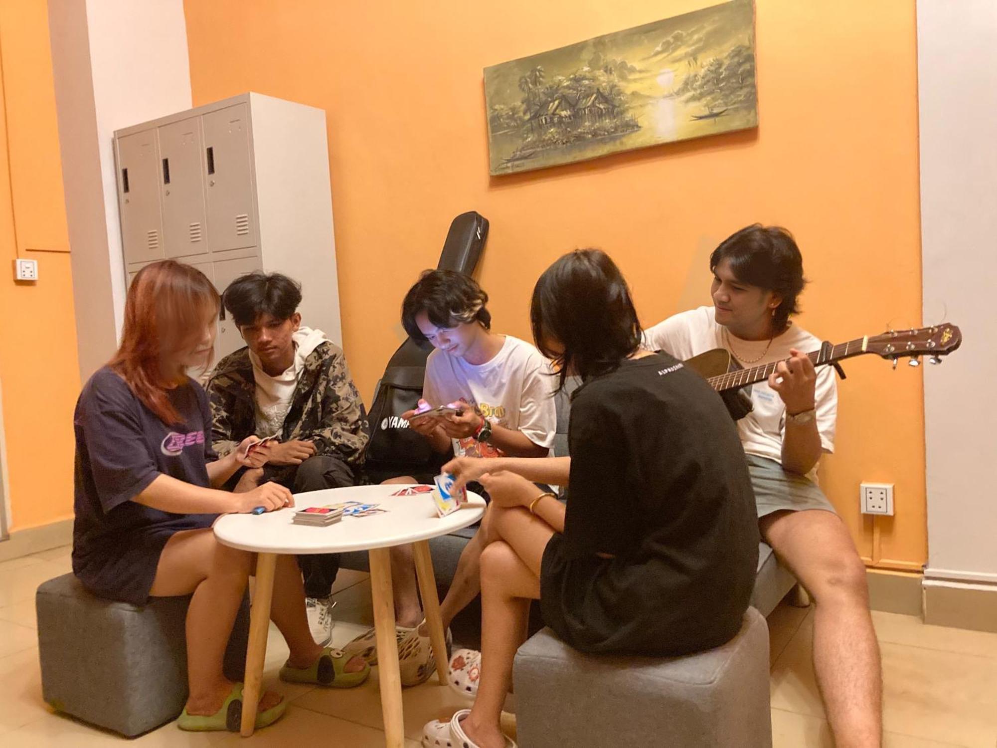 Ganesha Hostel พระตะบอง ภายนอก รูปภาพ
