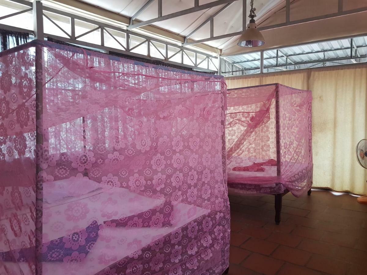 Ganesha Hostel พระตะบอง ภายนอก รูปภาพ